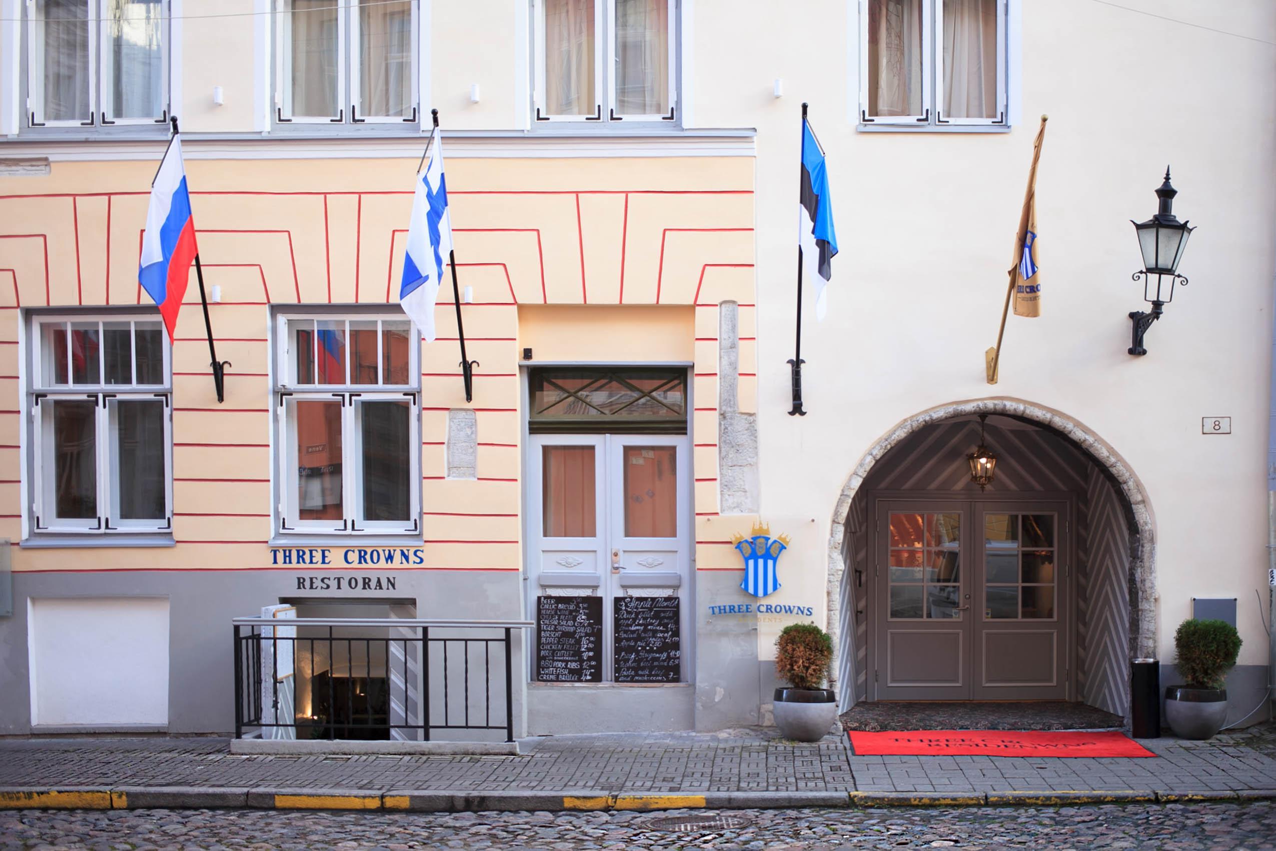 Three Crowns Residents Talin Exterior foto