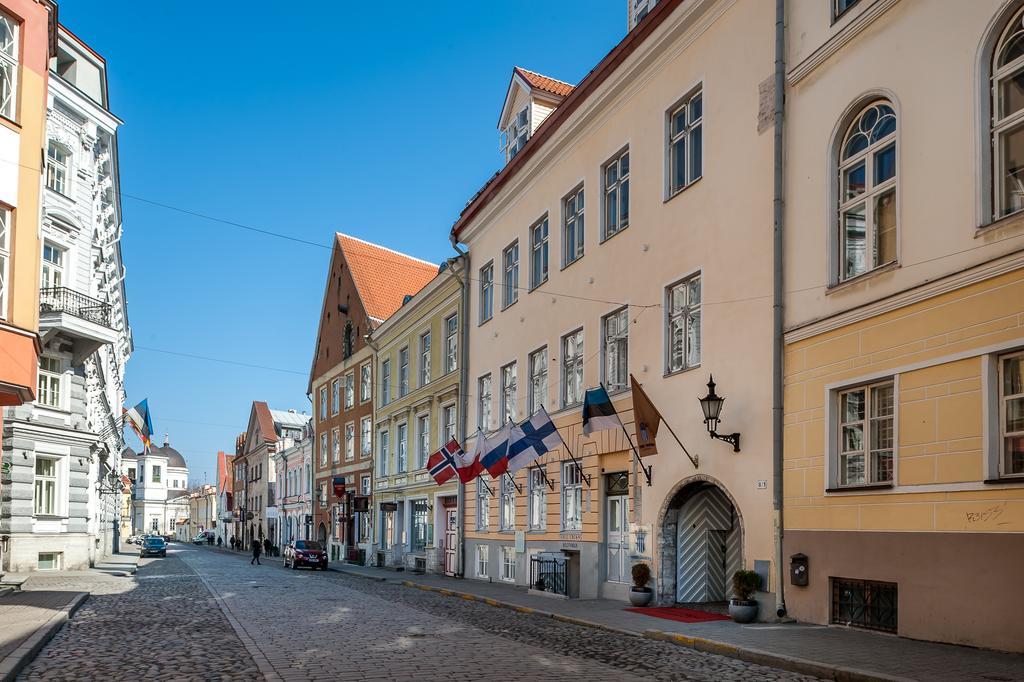 Three Crowns Residents Talin Exterior foto